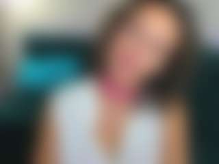 KiraSteel's Live Sex Cam Show