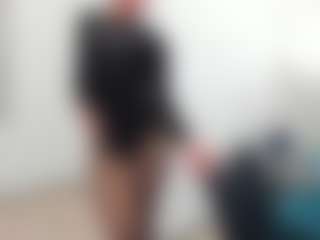 Live cam show with KiraSteel - Oil on galaxygirlnitro.com