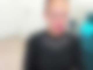 Live cam show with KiraSteel - Teen (18+) on infinitiblacc.com