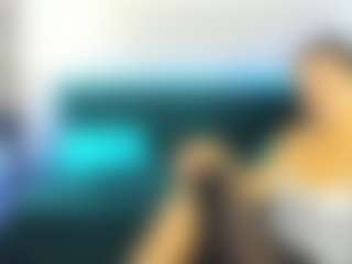 KiraSteel's Live Sex Cam Show