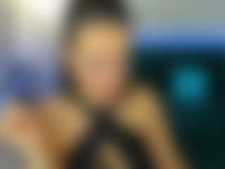 KiraSteel's Live Sex Cam Show