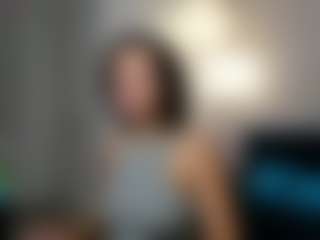 KiraSteel's Live Sex Cam Show