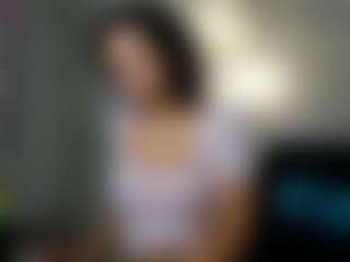 KiraSteel's Live Sex Cam Show