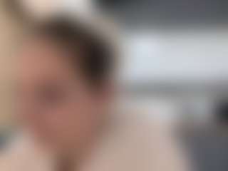 LouraBalzer's Live Sex Cam Show