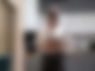 LouraBalzer's Live Sex Cam Show