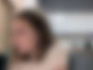 LouraBalzer's Live Sex Cam Show