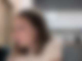 LouraBalzer's Live Sex Cam Show