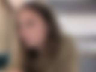 LouraBalzer's Live Sex Cam Show