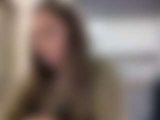 LouraBalzer's Live Sex Cam Show