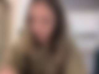 LouraBalzer's Live Sex Cam Show
