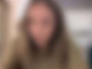 LouraBalzer's Live Sex Cam Show