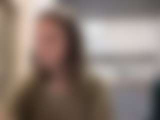 LouraBalzer's Live Sex Cam Show