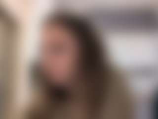 LouraBalzer's Live Sex Cam Show