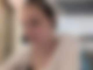 LouraBalzer's Live Sex Cam Show