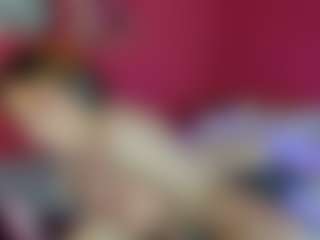 Live cam show with Maya-Mellisa - Shaved Pussy on SinfulBabes