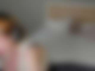 Live cam show with Maya-Mellisa - Thin on Camsoda