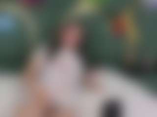 RoxanneBloom's Live Sex Cam Show