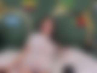 RoxanneBloom's Live Sex Cam Show