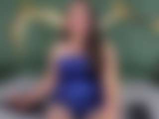 RoxanneBloom's Live Sex Cam Show