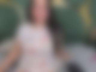 RoxanneBloom's Live Sex Cam Show