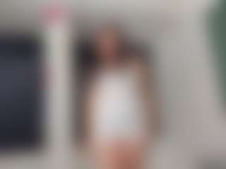 RoxanneBloom's Live Sex Cam Show