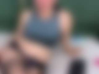 Live cam show with RoxanneBloom - Solo on camwithhim.com