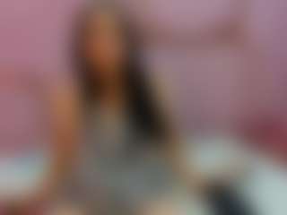 RoxanneBloom's Live Sex Cam Show