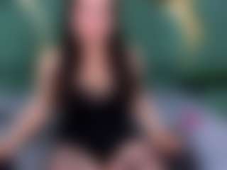 Show de câmera ao vivo com RoxanneBloom - Brown Hair no Camsoda
