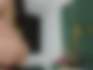 RoxanneBloom's Live Sex Cam Show