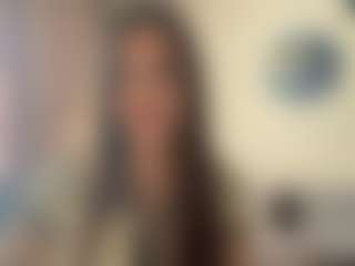 ShirelyTataris's Live Sex Cam Show