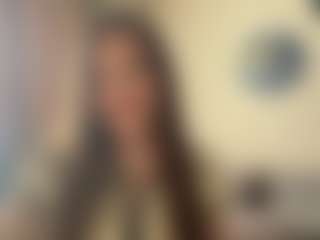 ShirelyTataris's Live Sex Cam Show