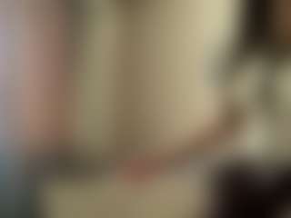 Live cam show with ShirelyTataris - Striptease on AdultVida.com