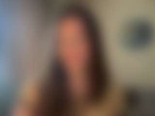 ShirelyTataris's Live Sex Cam Show