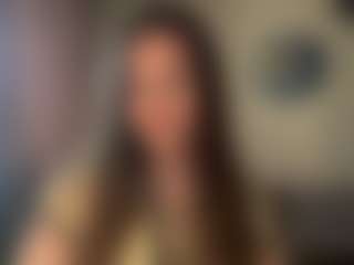 ShirelyTataris's Live Sex Cam Show