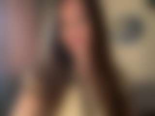 Live cam show with ShirelyTataris - Spank on Camsoda
