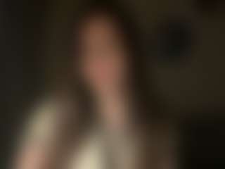 ShirelyTataris's Live Sex Cam Show