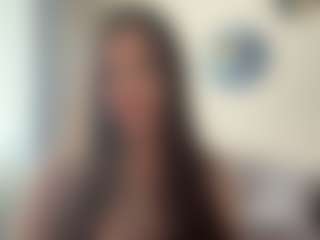 ShirelyTataris's Live Sex Cam Show