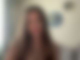 ShirelyTataris's Live Sex Cam Show
