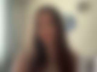 ShirelyTataris's Live Sex Cam Show