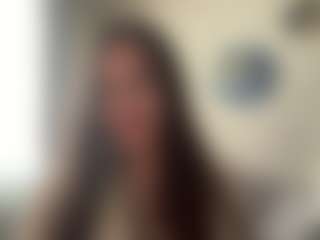 Live cam show with ShirelyTataris - New Petite on CamClone