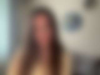 ShirelyTataris's Live Sex Cam Show