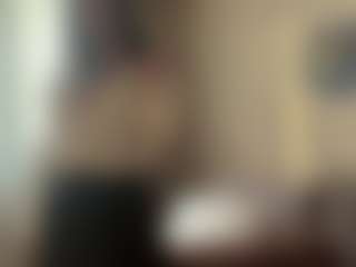 ShirelyTataris's Live Sex Cam Show