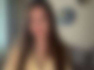 ShirelyTataris's Live Sex Cam Show