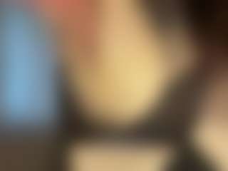 ShirelyTataris's Live Sex Cam Show