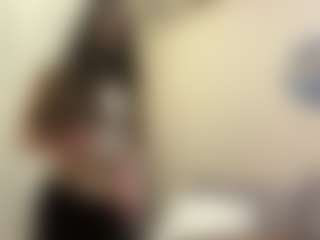 ShirelyTataris's Live Sex Cam Show