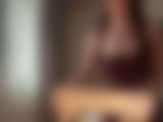 ShirelyTataris's Live Sex Cam Show