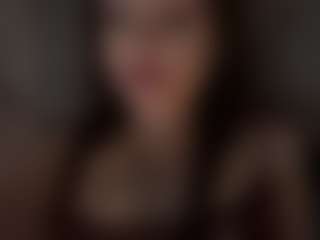 ShirelyTataris's Live Sex Cam Show