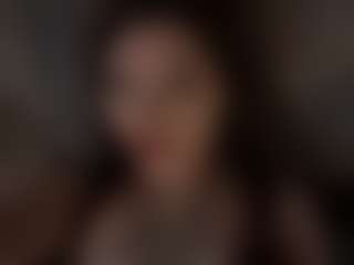 ShirelyTataris's Live Sex Cam Show