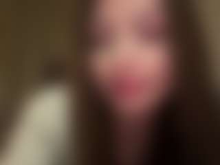 ShirelyTataris's Live Sex Cam Show