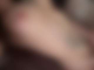 ShirelyTataris's Live Sex Cam Show